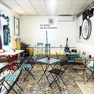  Apartamento Rosa De Los Vientos: Estudios España